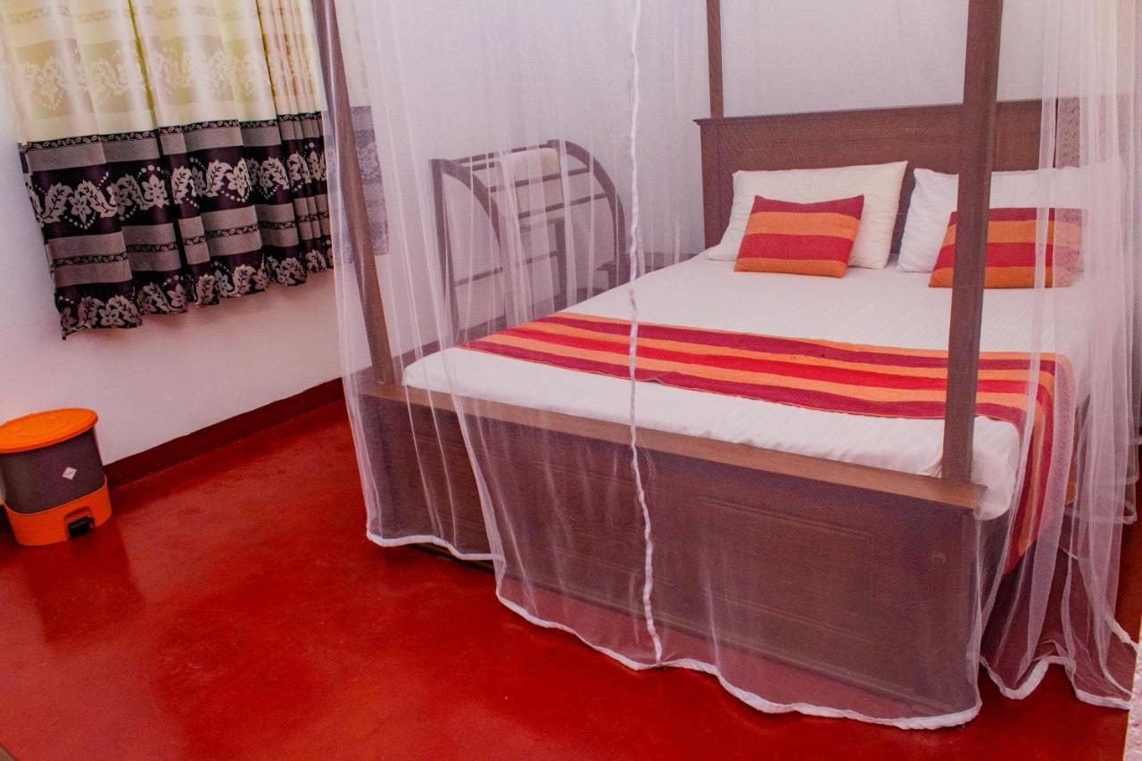 Hotel Murphy Cave à Mirissa Extérieur photo